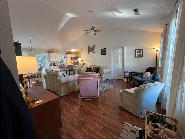 Photo - 116 Arbors Ct