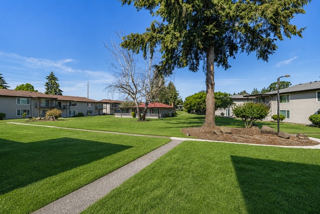 Photo - Aladdin Camelot Apartments