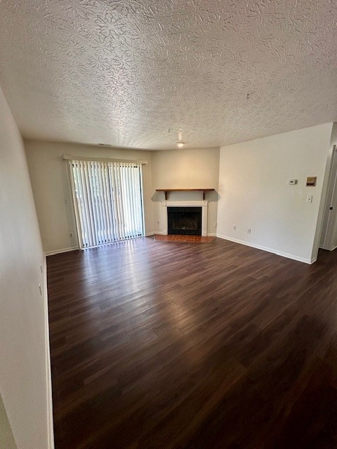 Building Photo - 2261 Hedgerow Road Rental