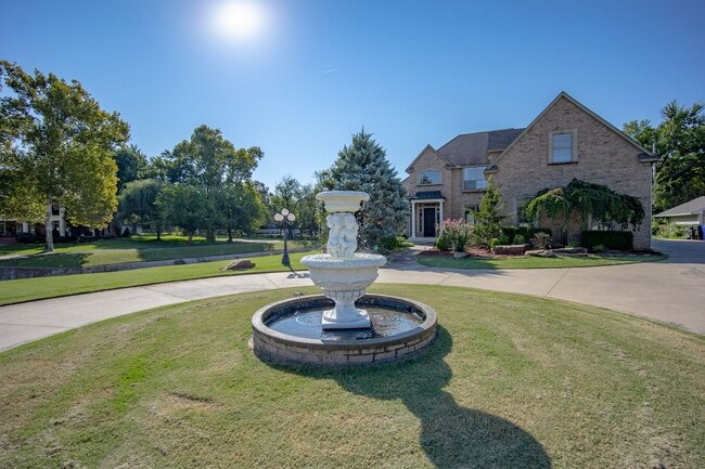 Photo - (5) Bed/(4.5) Bath + Study Avail NOW! Must-See Amenities!