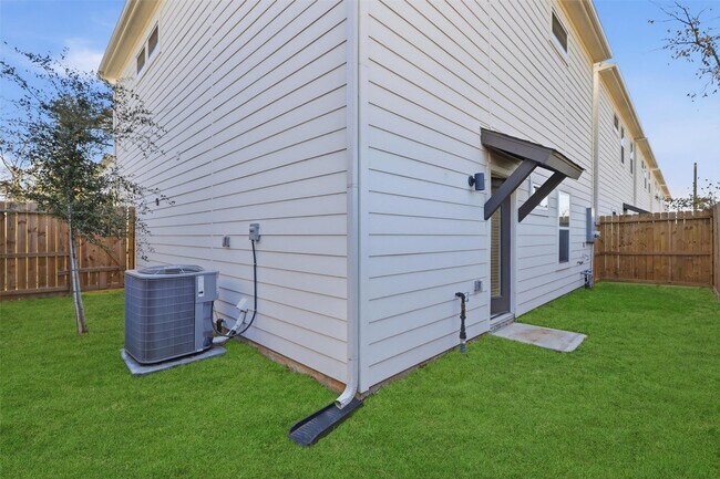 Photo - 9 Wellford St