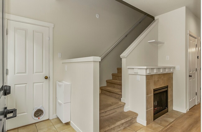 Photo - 14810 9th Dr SE