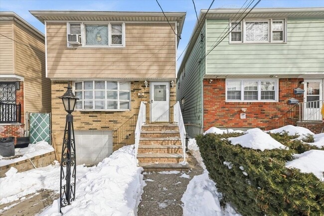 Photo - 358 Cator Ave