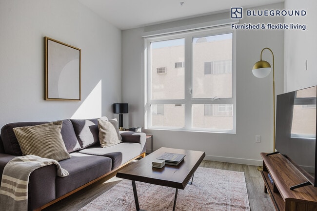 Building Photo - 11600 Santa Monica Blvd Rental