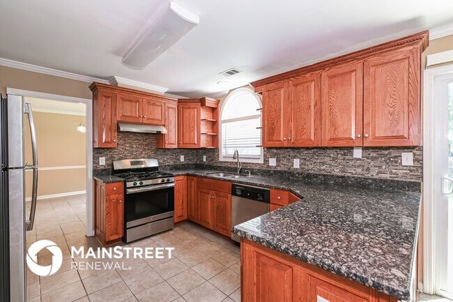 Photo - 1684 Summit Pl Way