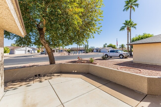 Photo - 908 S 78th Pl