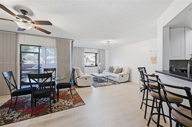 Photo - 1659 NW 81st Way Unit 1659