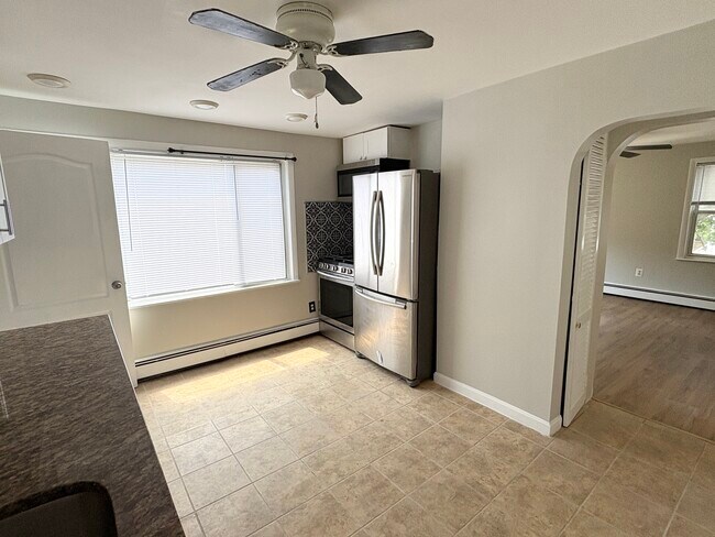 Photo - 110 Sciarappa St Unit 2