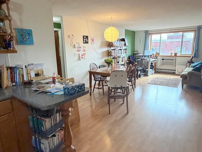 Photo - 94 Beacon St Unit 35