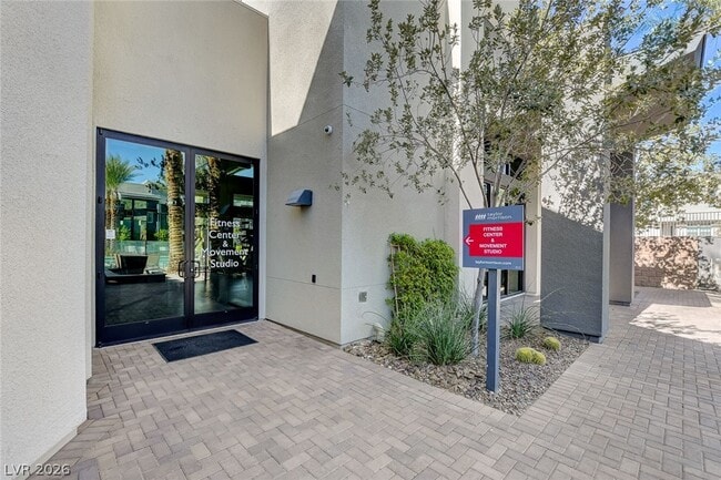 Building Photo - 11401 Gravitation Dr
