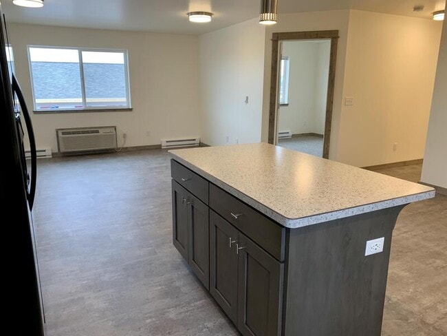 Photo - 851 Gibbon St