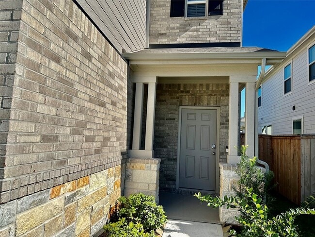 Photo - 16523 Pine Arrow Dr