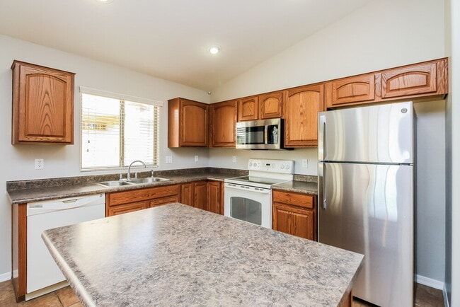 Photo - 2783 E Cowboy Cove Trail