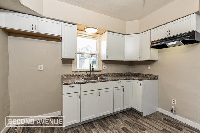Photo - 1506 Freemont St