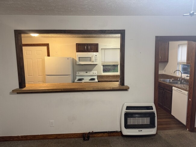 Photo - 608 Brevard St