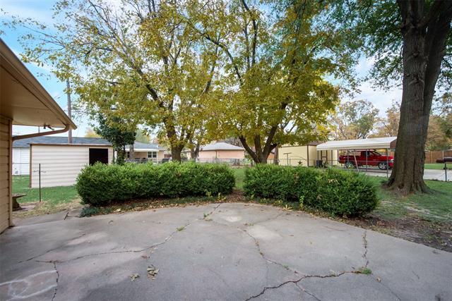 Photo - 1002 Majors Dr