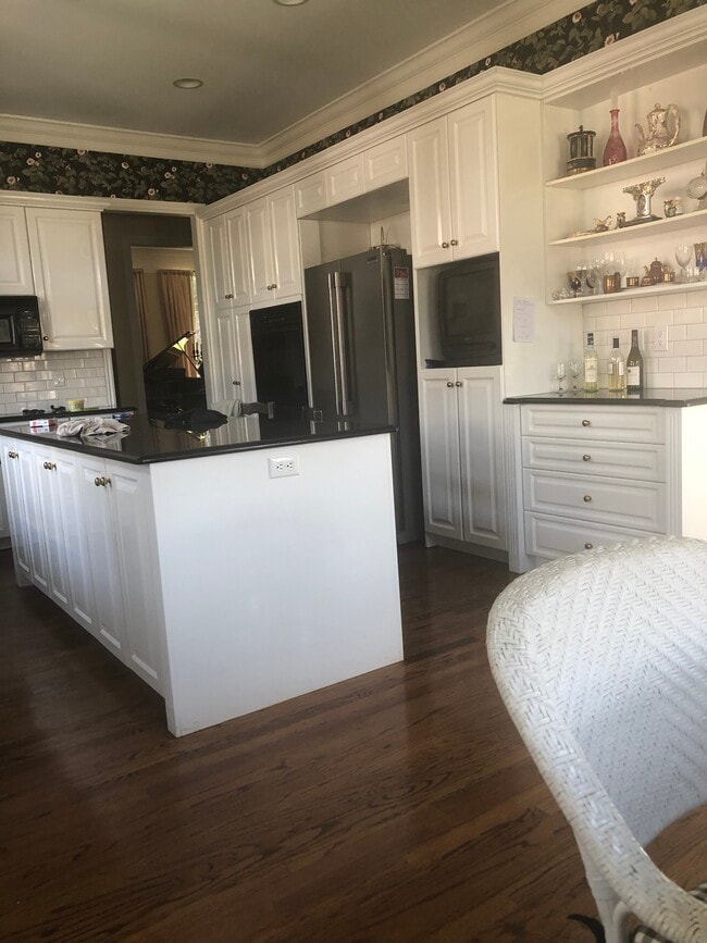 Photo - 6627 Crest Top Dr