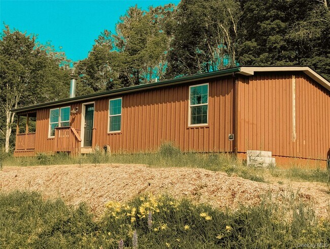 91 White Roe Lake Rd