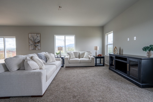 Photo - 1594 Grand Overlook St