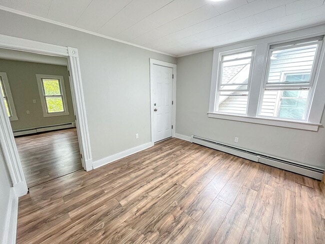 817 State St Unit 817 State St Apt #3