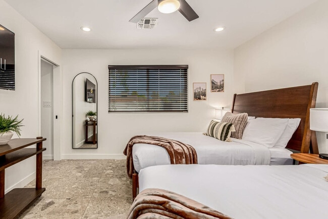 Photo - 7502 E Windsor Ave Unit SI ID1558618P
