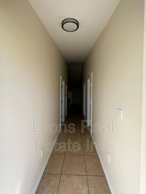 Photo - 4724 26th St SW