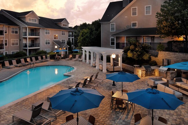 Building Photo - Riverwood at New Canaan Rental