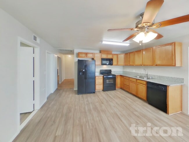 Photo - 4078 Deerfield Ave