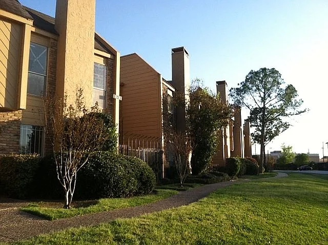 Photo - 3303 W Greenridge Dr Townhome