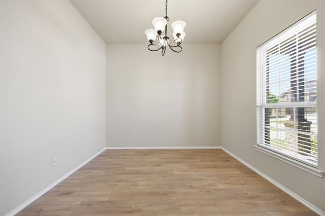 Photo - 1445 Bateman Ln