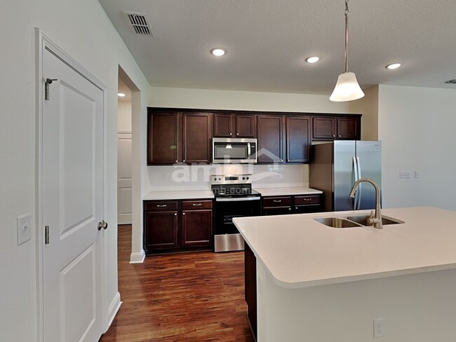Photo - 33 Elcano Ln