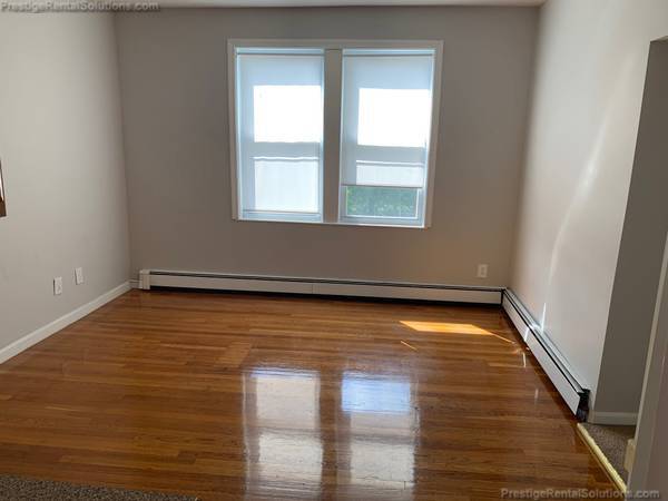 Photo - 8 Hyde Park Ave Unidad 1