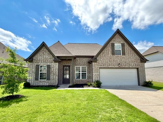 Building Photo - WindstoneEstateDr8771 Unit 1