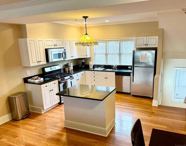 14 Haviland St Unit B6