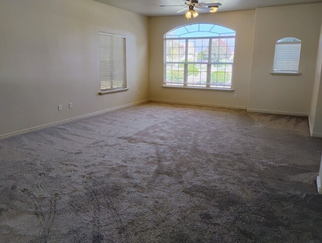 Photo - 2572 S 500 W