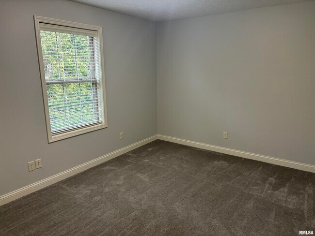 Photo - 2315 W Paddington Ct