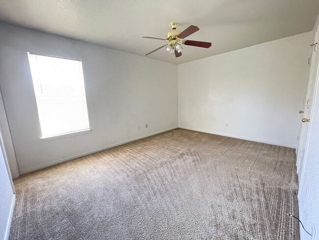 Photo - 1515 Pueblo Trce Unit # A
