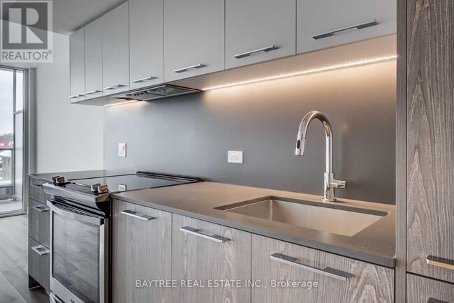 Photo - 30 Baseball Pl Unit 322