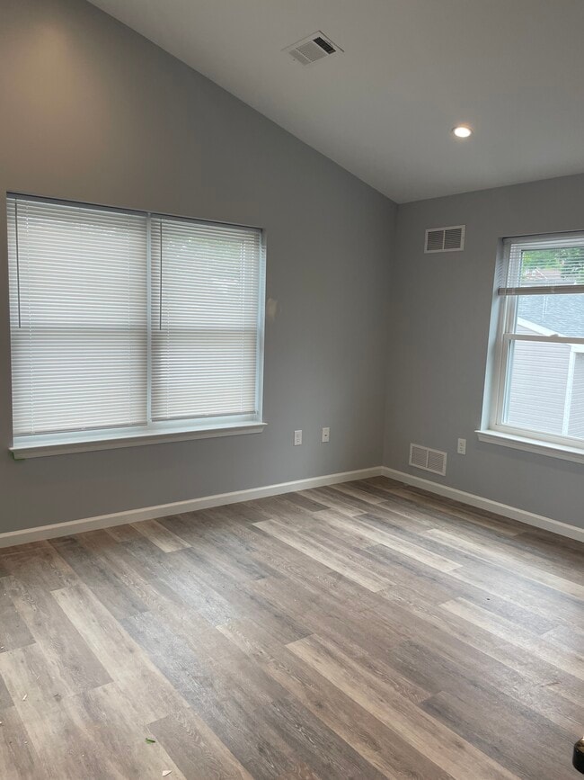 living room - 3511 Gray St Unit 204