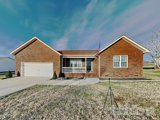 Photo - 137 Deercroft Dr