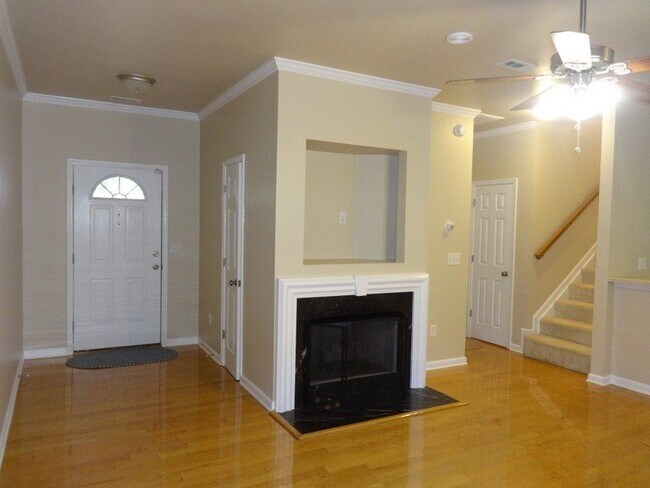 Photo - 402 Cliffview Ct Unit Thornblade Crossing