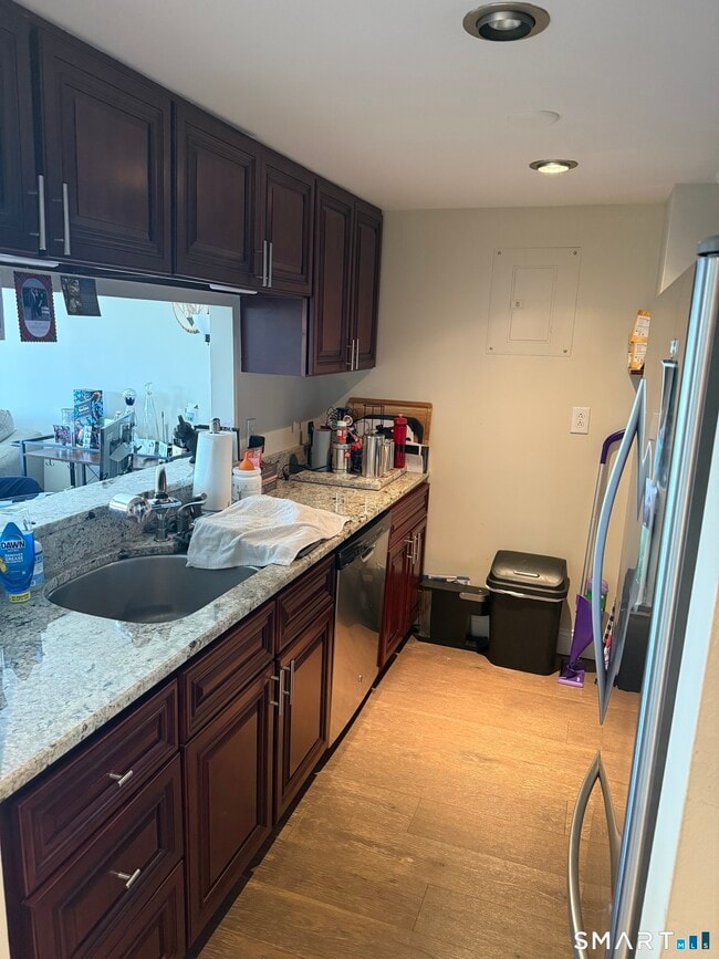 Photo - 127 Greyrock Pl Unidad 1207