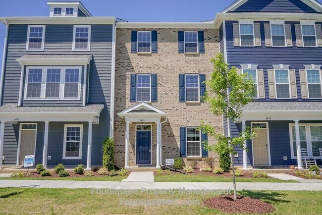 Townhome | First Floor Bonus Room | Single... - Townhome | First Floor Bonus Room | Single...