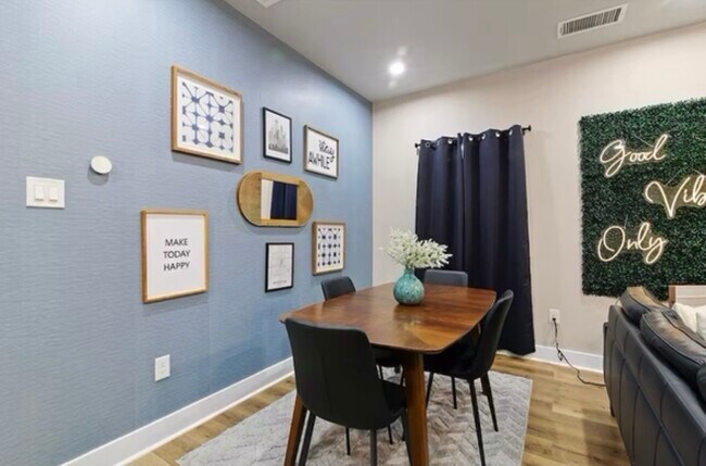 Photo - 2406 Truxillo St Unit B