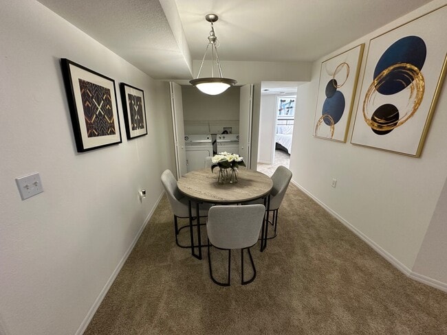 Bristol Lakes Apartments