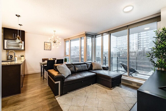 Building Photo - 188 Keefer Pl Unit SI ID1578780P
