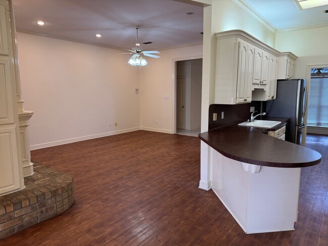Photo - 1601 S Lexington Dr
