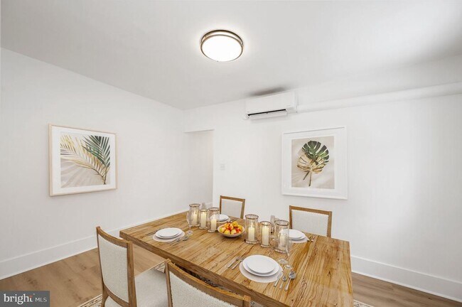 Photo - 264 Walnut St