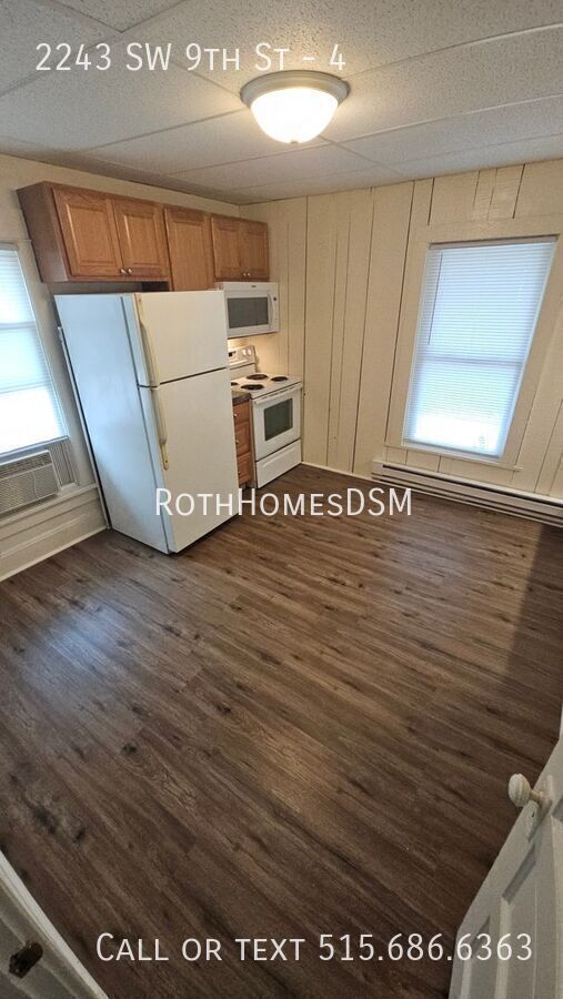 Photo - 2243 SW 9th St Unidad 4