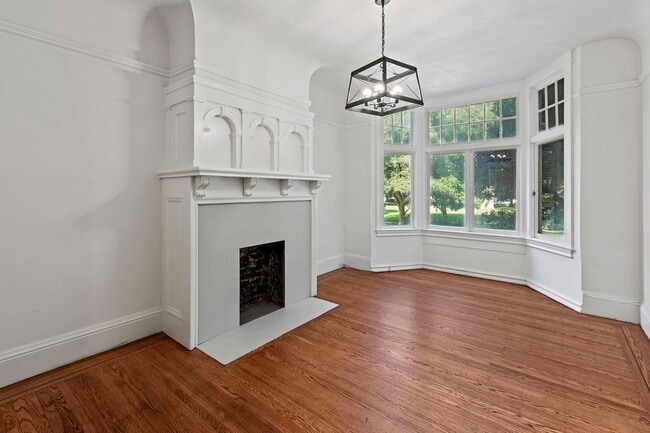 Photo - 1809 Oak St Unit #1